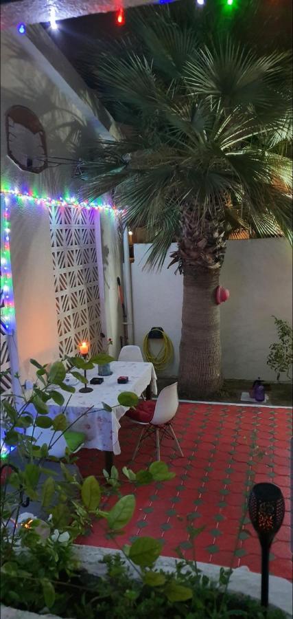 Jumeirah Beach Villa Дубай Экстерьер фото